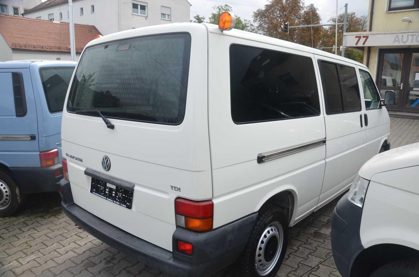 Volkswagen T4 Bus Kombi 2,5TDI, langer Radstand, Automatik,