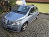 Mercedes-Benz B 170 BlueEFFICIENCY - - Mercedes-Benz B 160: Blueefficiency