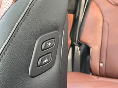 Fahrzeugabbildung Hyundai SANTA FE 2.2 CRDi 4WD Prime *HeUp*Totwinkel*360°