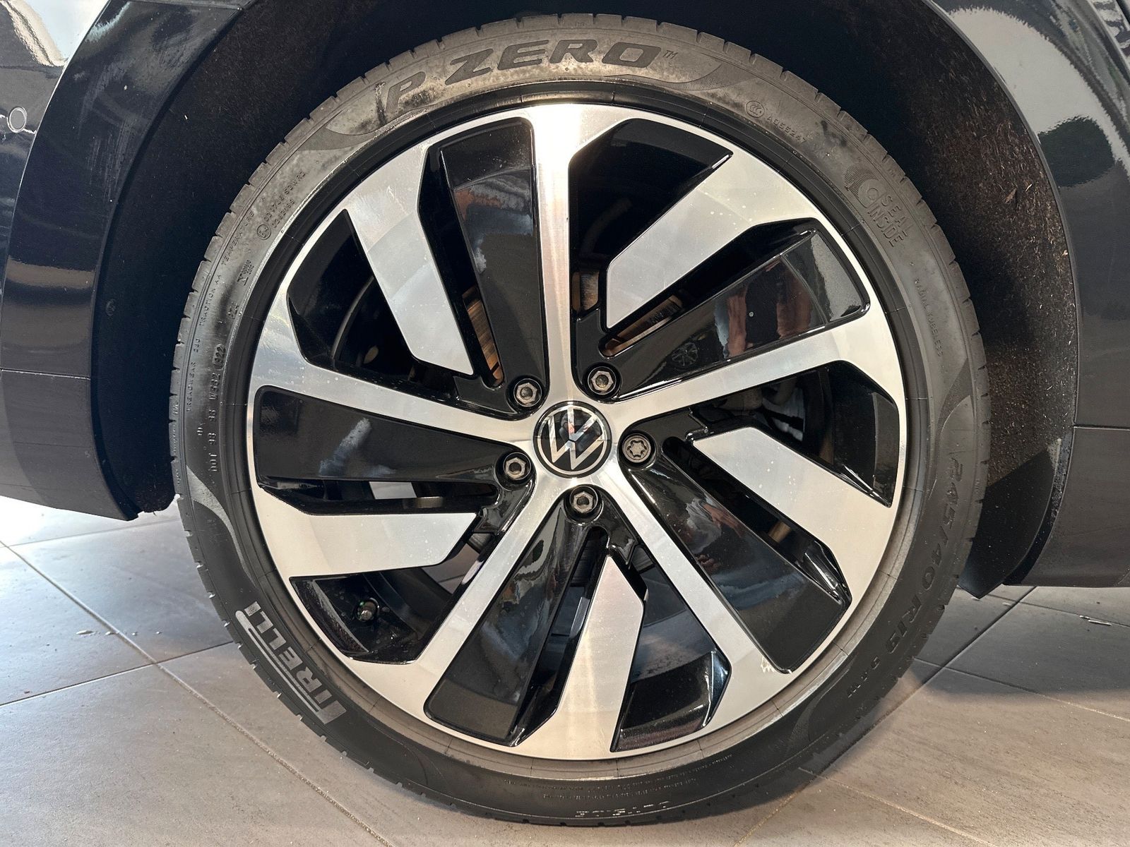 Fahrzeugabbildung Volkswagen Arteon SB 1.4 eHybrid GTE R-Line NAV+LED+360°