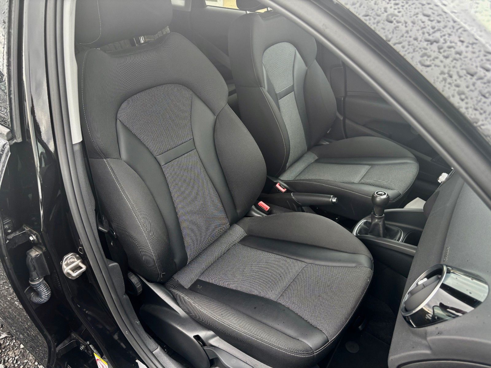 Fahrzeugabbildung Audi A1 1.4 TSI SPBK S LINE edition Navi Xenon SPORTP