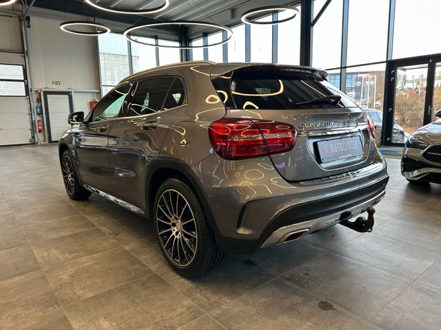 Mercedes-Benz GLA 220 d *4Matic *AHK*AMG*Pano*G Tronic*