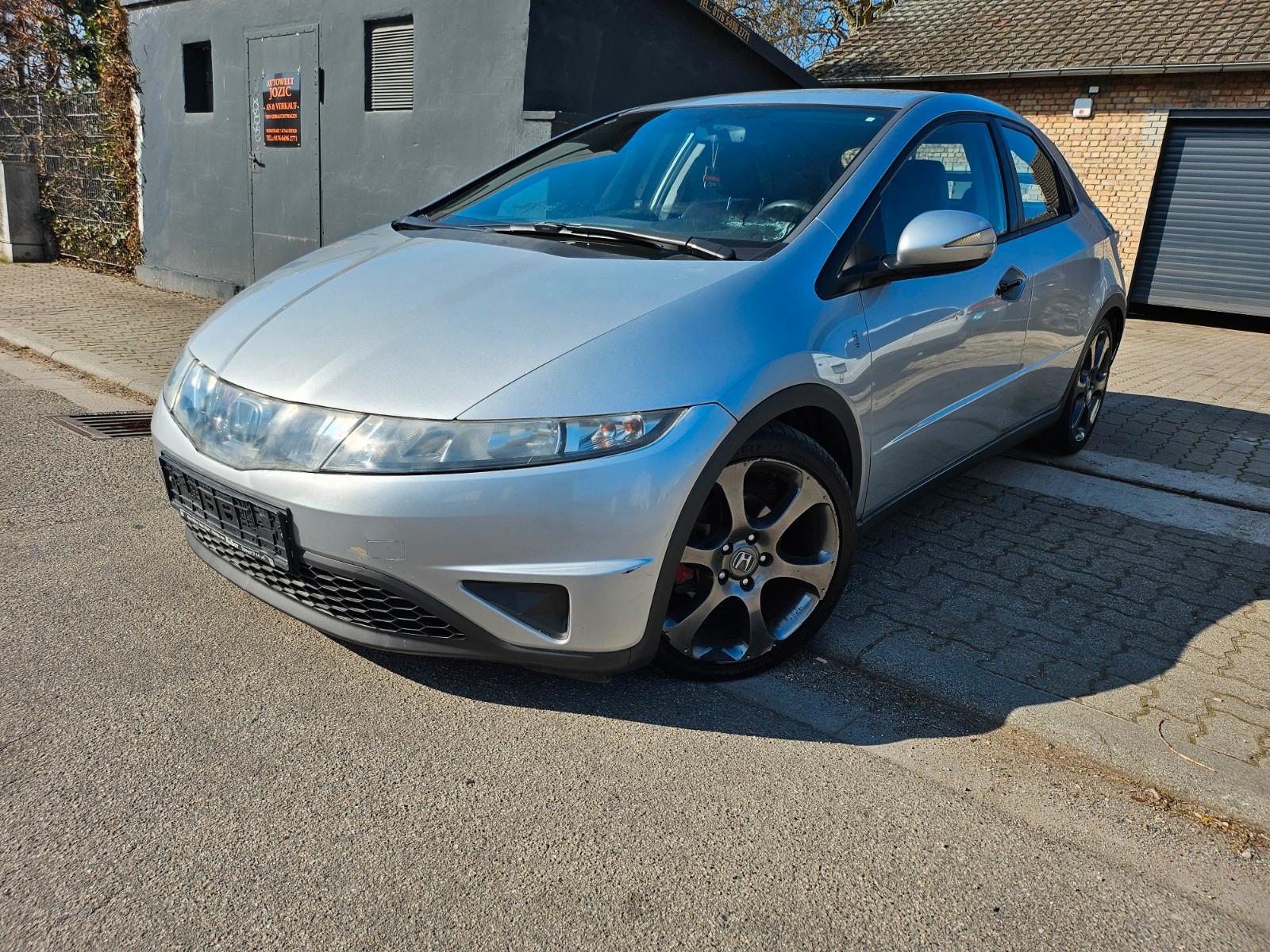 Honda Civic 1.8 Executive