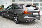 Volvo V60 B4 D Geartronic R Design LED Navi Teilleder - Volvo V60 mit Diesel-Antrieb: Automatik