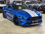 Ford MUSTANG GT+U-FREI+19% AUSWEISBAR+SPOILER+GARANTI - Ford Mustang mit Benzin-Antrieb: Automatik