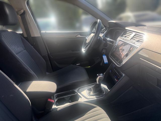 Tiguan Allspace Life 2.0 TDI DSG LED Navi AHK 7-