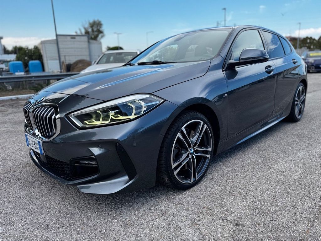Image of BMW 120
