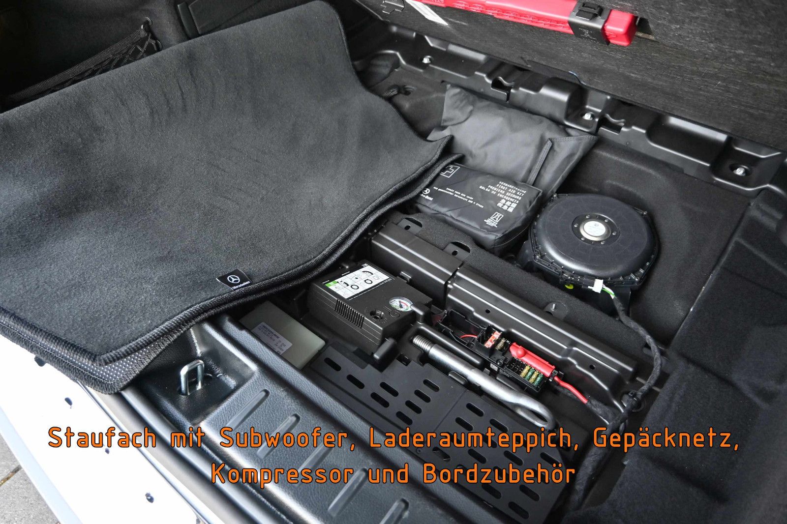 Fahrzeugabbildung Mercedes-Benz GLB 220 d 4MAT. AMG LINE + NIGHT °ACC°AHK°MEMORY