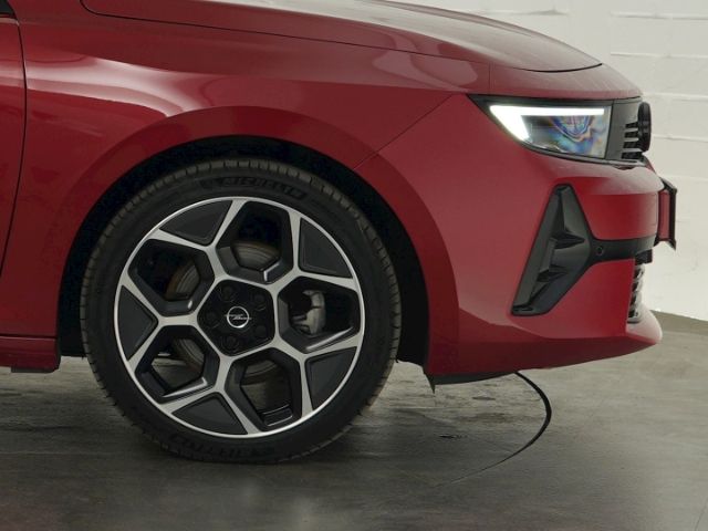 Astra L ST ULTIMATE AT+AHK+LED+NAVI+360 GRAD KAM