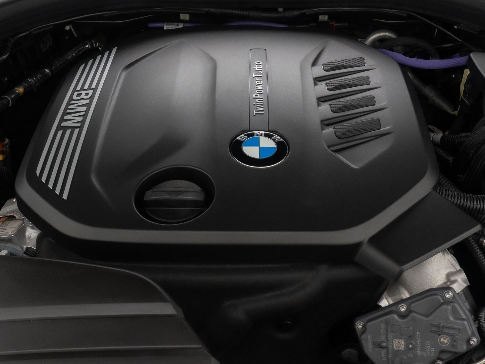 Fahrzeugabbildung BMW 320d ACC Kamera DAB HUD Sport Ad.LED Parkassist