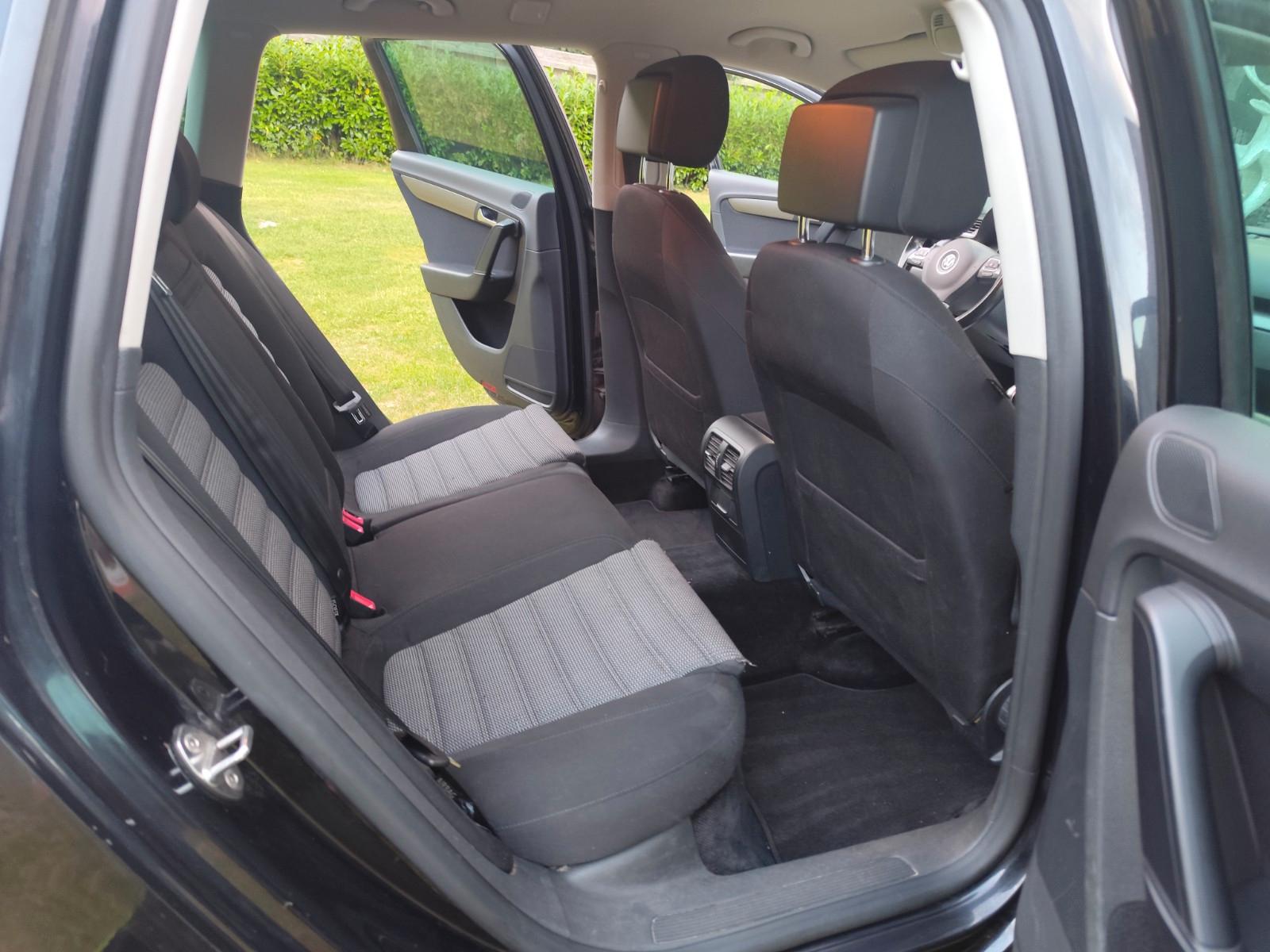 Volkswagen Passat 2014 — photo 14