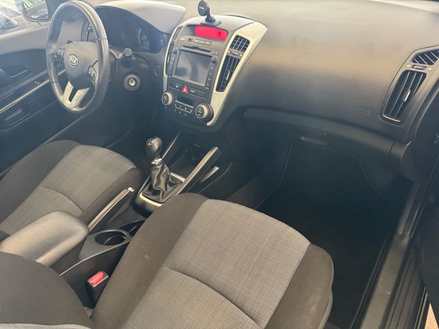 KIA cee'd Ceed 1.4l*NUR 120TKM*1.HAND*NAVI*PDC*KLIMA*TEMPO - Bild 15