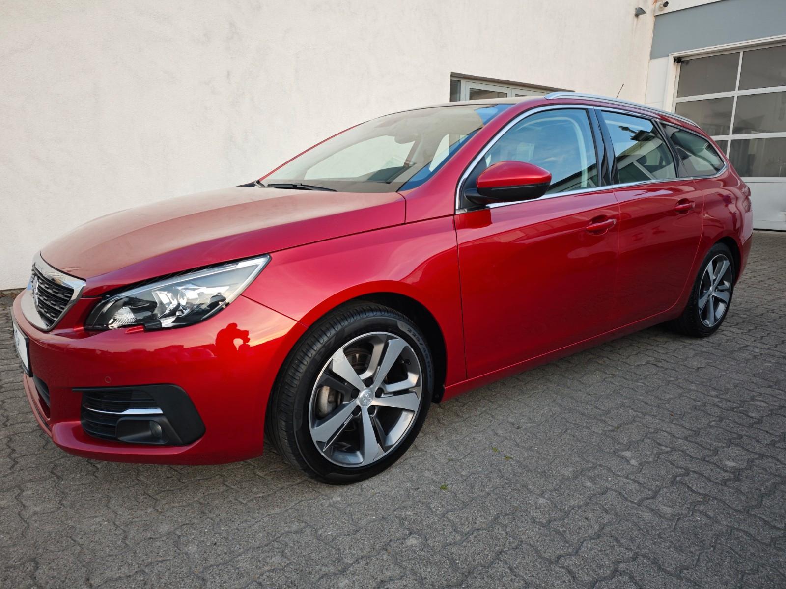 Peugeot 308 BlueHDi 130 EAT6 Allure SW Navi Panorama PDC