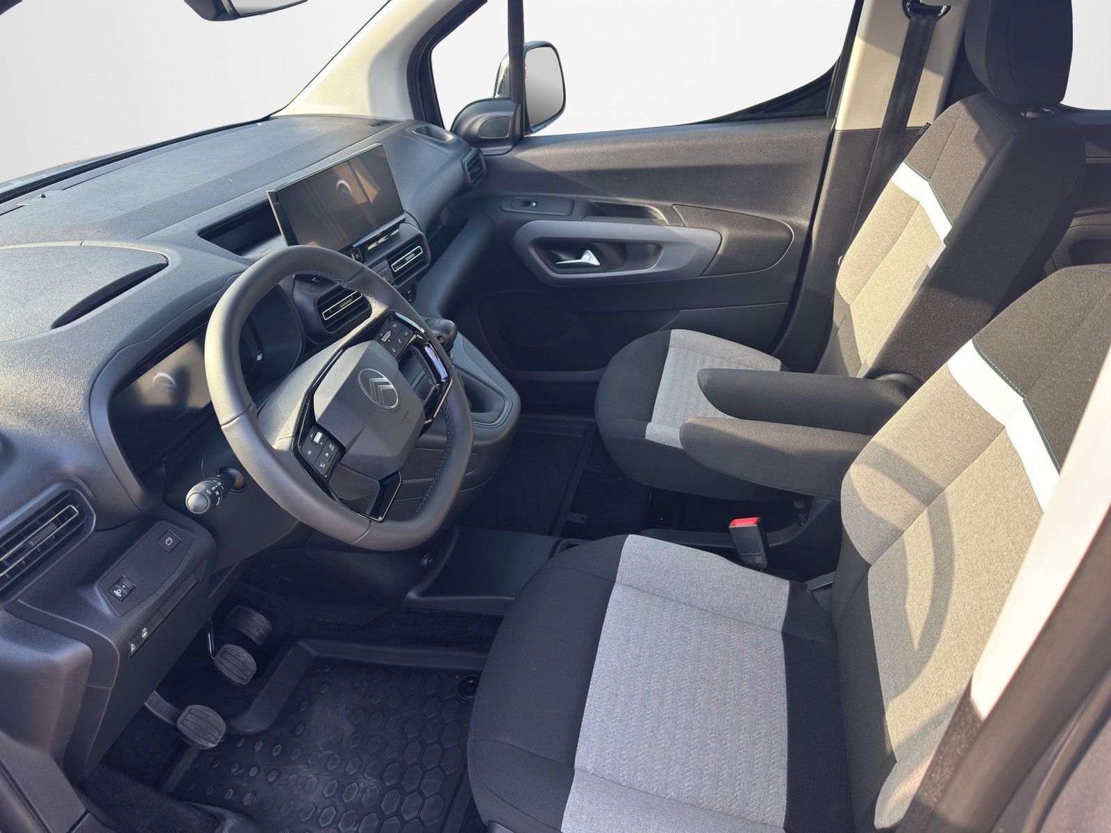 CITROEN Berlingo1.5 BlueHDi MPV Plus M / LED / KAMERA / - Image 9