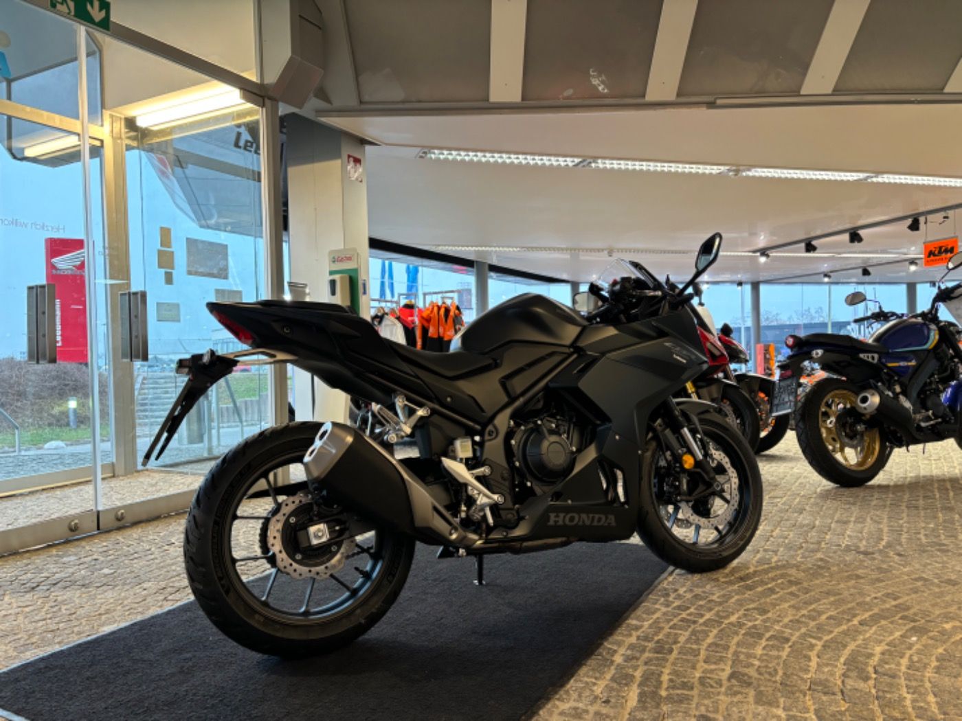 Fahrzeugabbildung Honda CBR 500 R sofort verfügbar