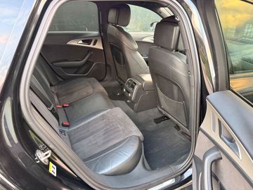 Audi A6 Allroad - 11