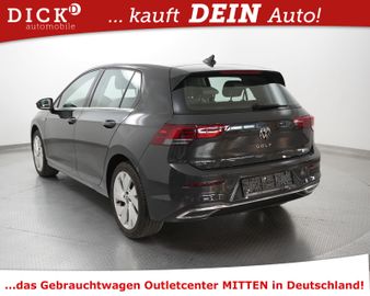 Volkswagen Golf - 6