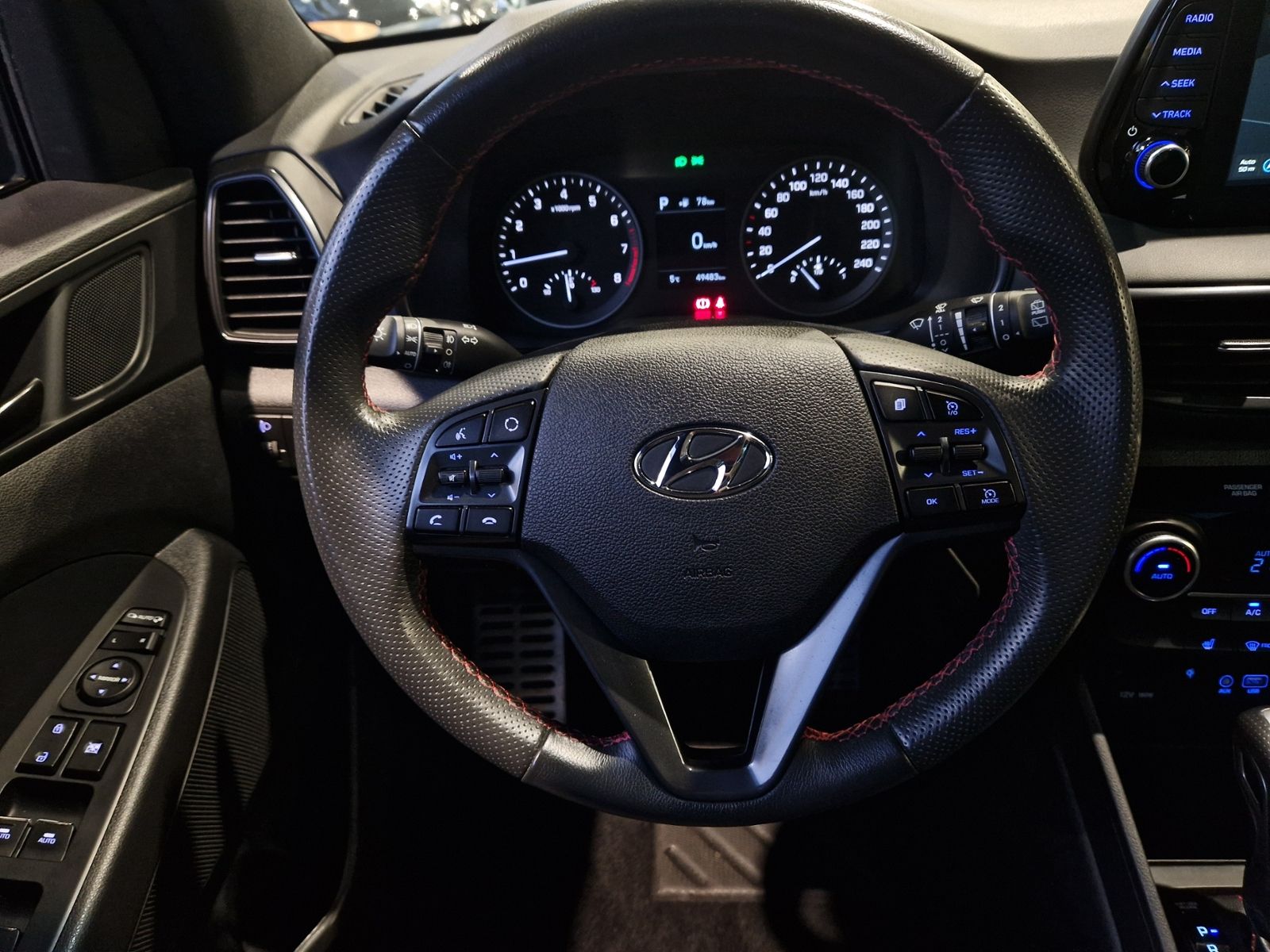 Fahrzeugabbildung Hyundai TUCSON N-Line PANO LED RFK 19"
