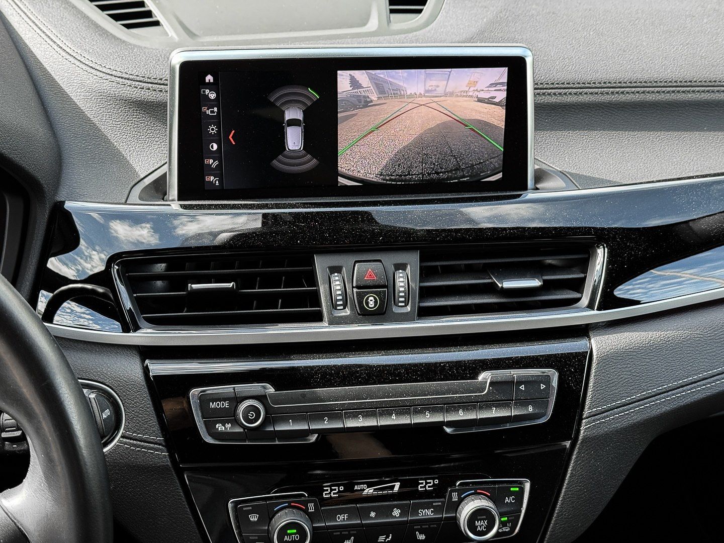 BMW X2 sDrive18i RFK + NAVI + LED + PDC + DAB + UVM. foto 11