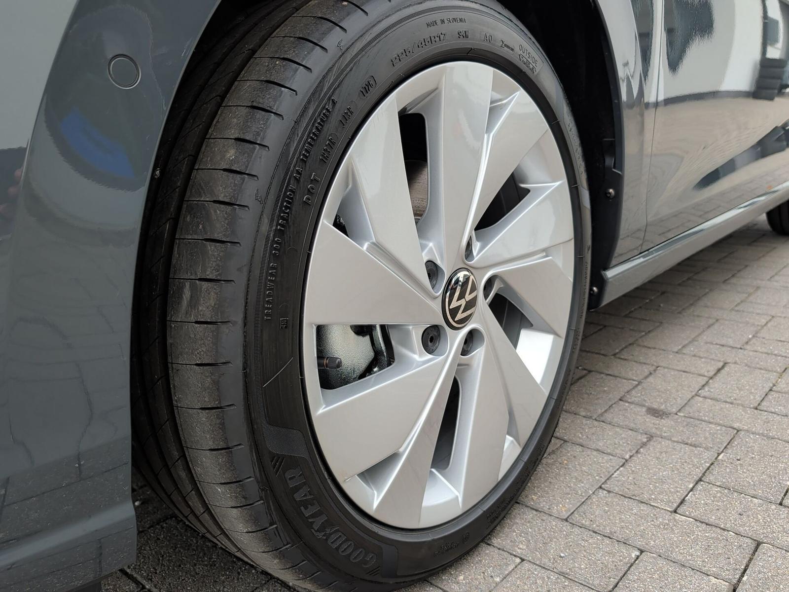 Volkswagen Golf VIII eTSI DSG Life ACC+Kamera+ParkAss+Keyle, миниатюра 10