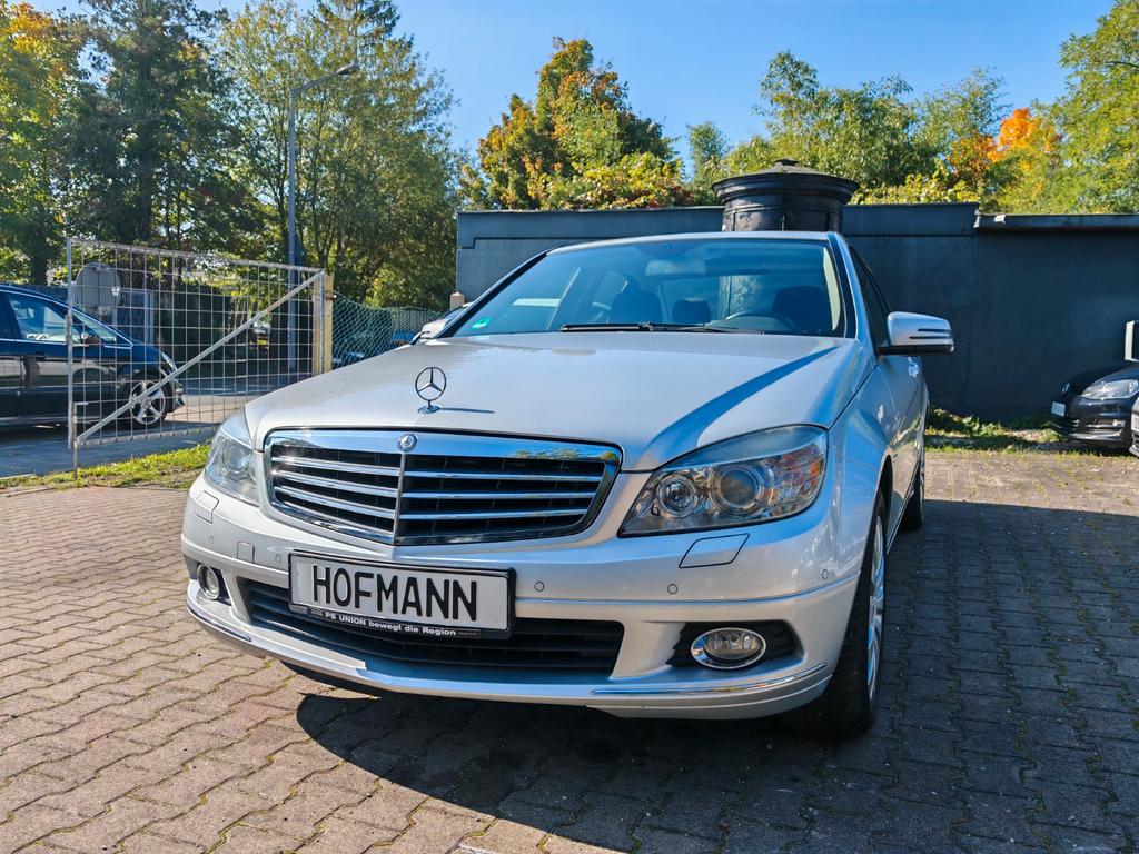 Mercedes-Benz C 230