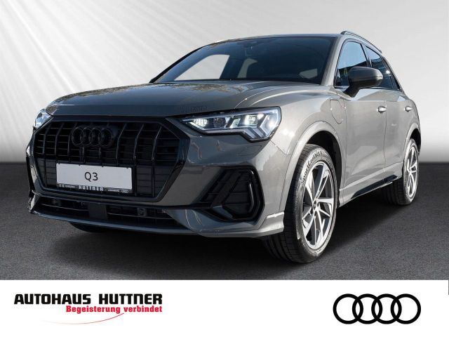 Audi Q3 45 TFSI e S line S tr. AHK ACC Matrix  R-Kam.