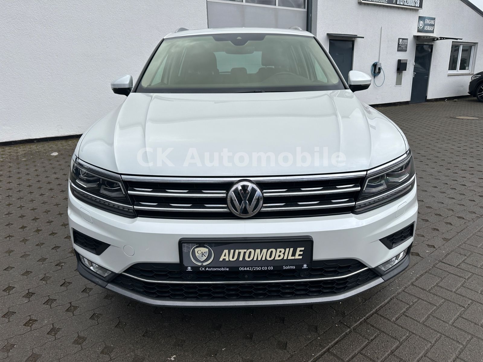 Fahrzeugabbildung Volkswagen Tiguan Highline DSG 2.0TDI 4Motion/Head-Up/Pano