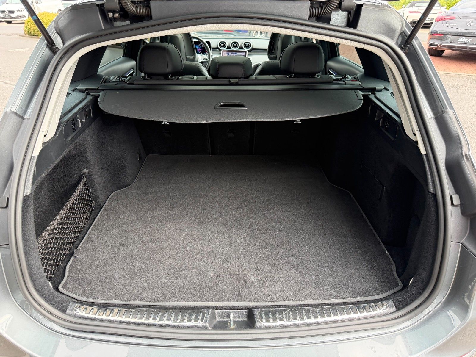 Fahrzeugabbildung Mercedes-Benz C 220d T Avantgarde+Pano+AHK+Ambiente+
