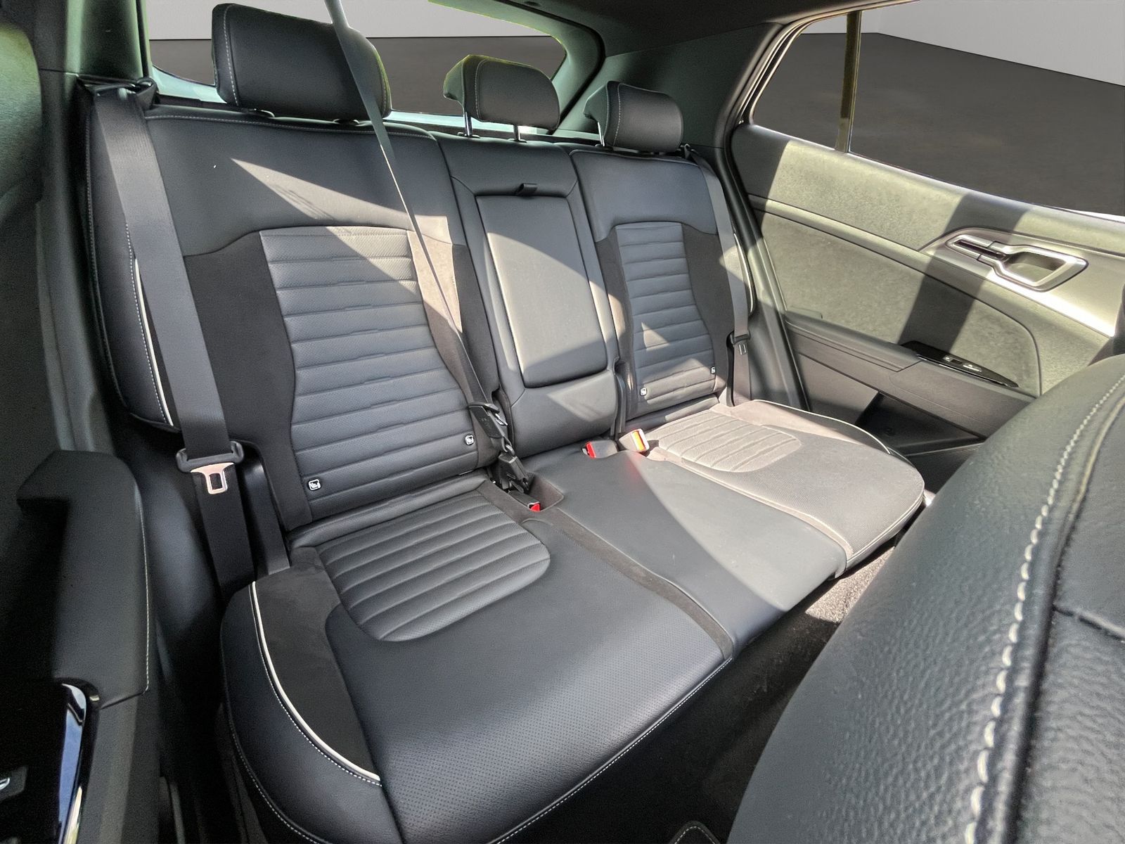 Fahrzeugabbildung Kia Sportage GT-Line*Hybrid*4WD*Pano*ViCo*LHZ*SHZ**