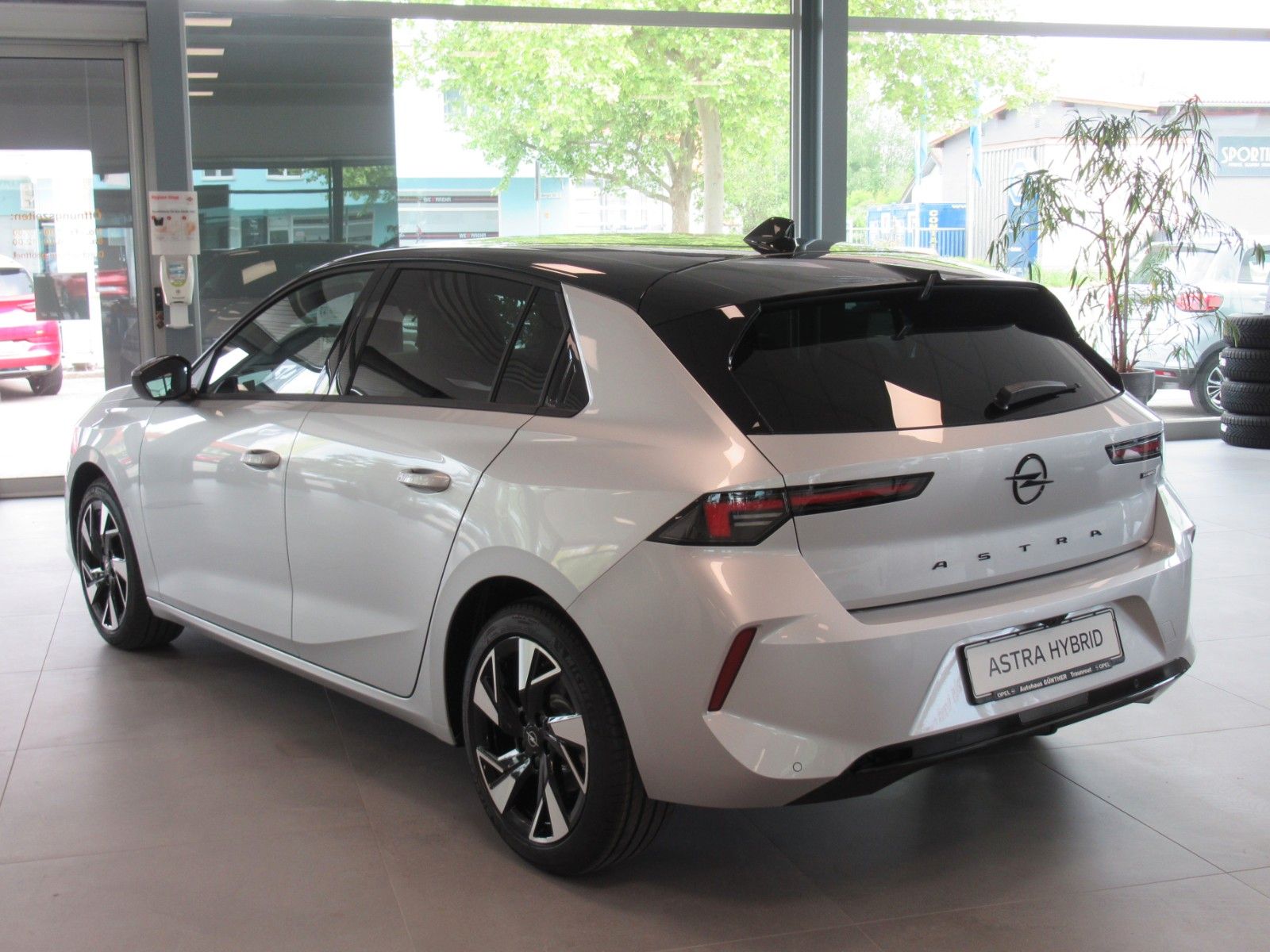 Opel Astra - Bild 4