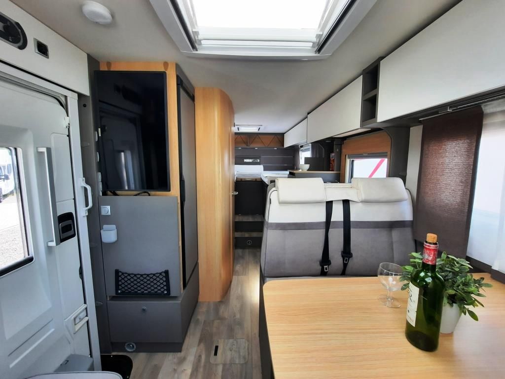 Fahrzeugabbildung LMC Tourer T 660 G SAT/TV/Solar/Luftfeder HA