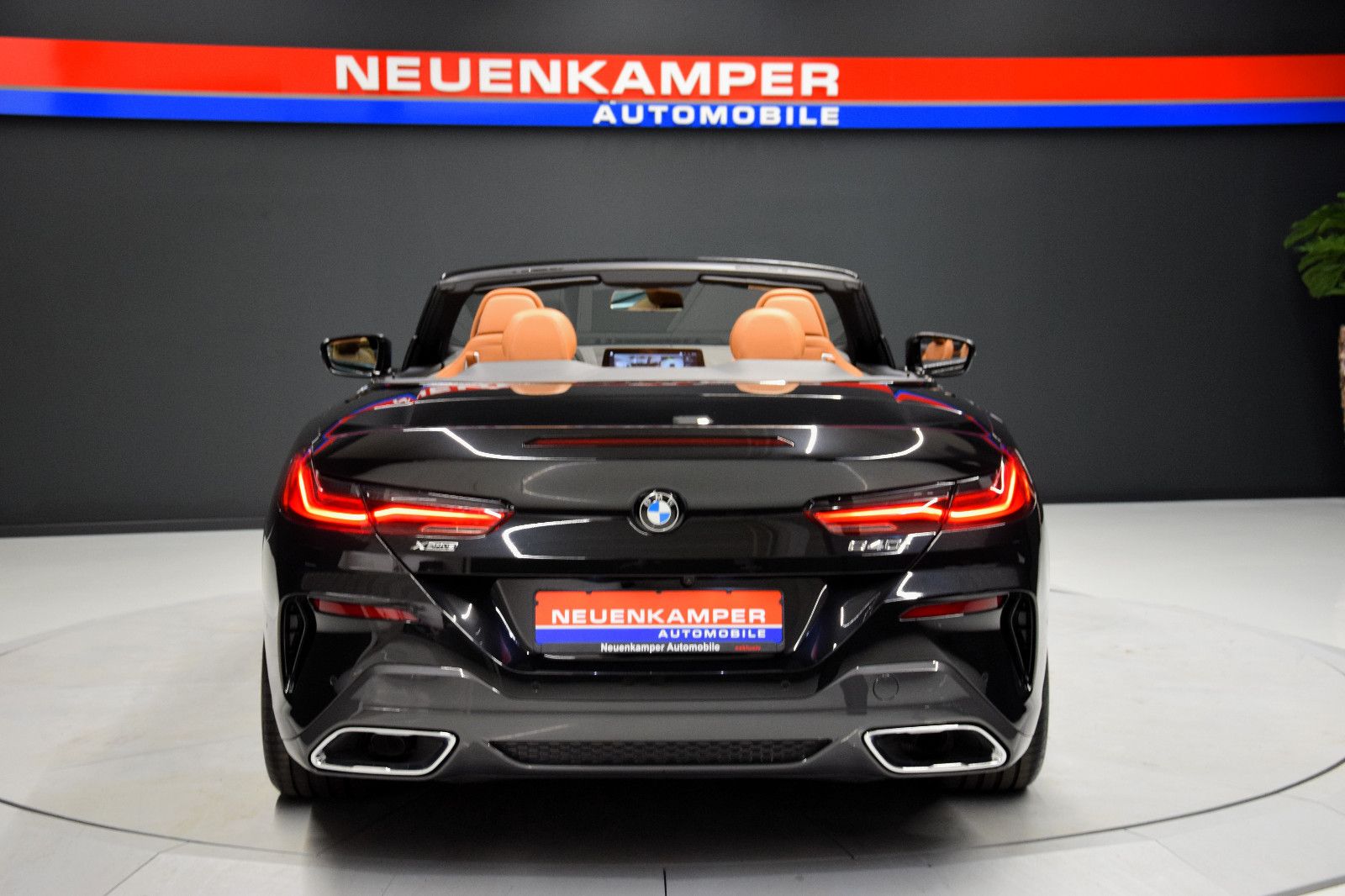 Fahrzeugabbildung BMW 840 i xDrive Cabrio M Sport Leder beige ACC HuD