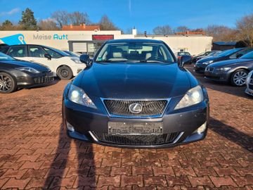 Lexus IS 220 - 2