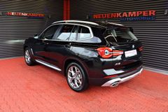 Fahrzeugabbildung BMW X3 xDrive 30 i Leder Navi Panorama Laser DAB