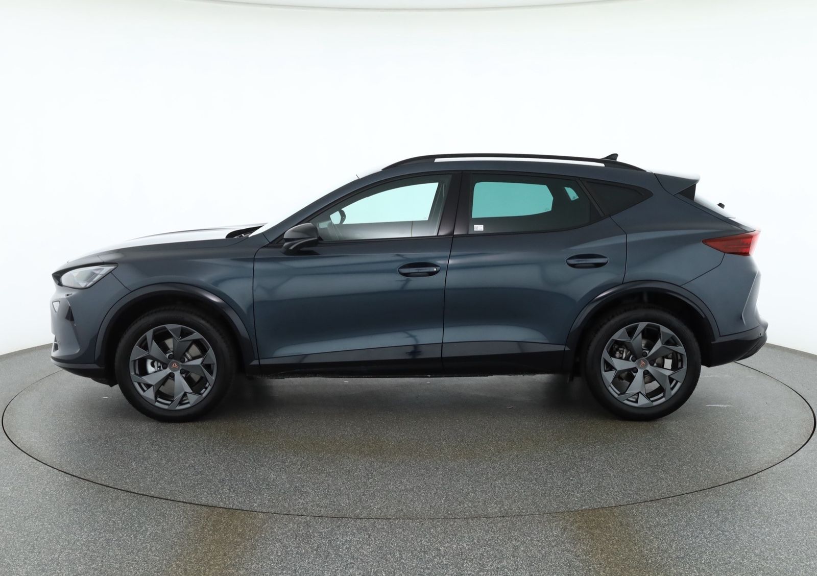 Cupra Formentor 1.5 eTSI DSG LED ACC AHK imagem 2