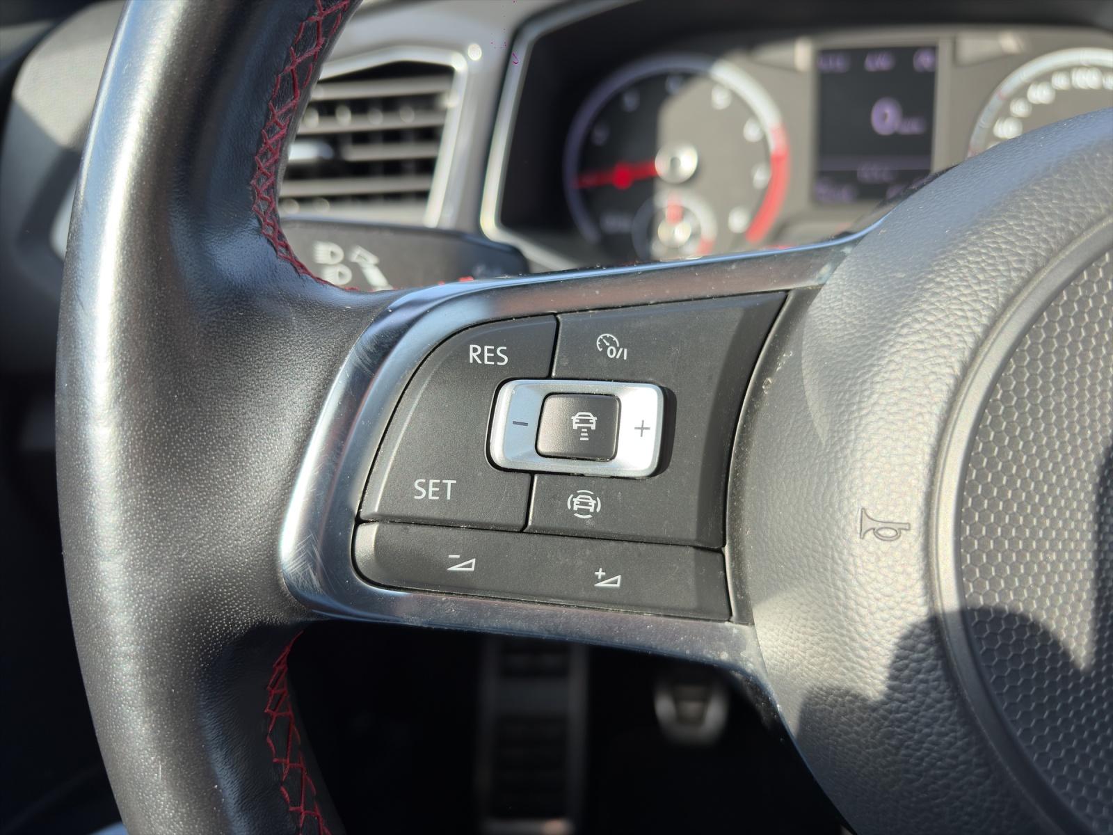 Volkswagen T-Roc 1.5 TSI Sport  Navi LED Kamera PDC LM Temp
