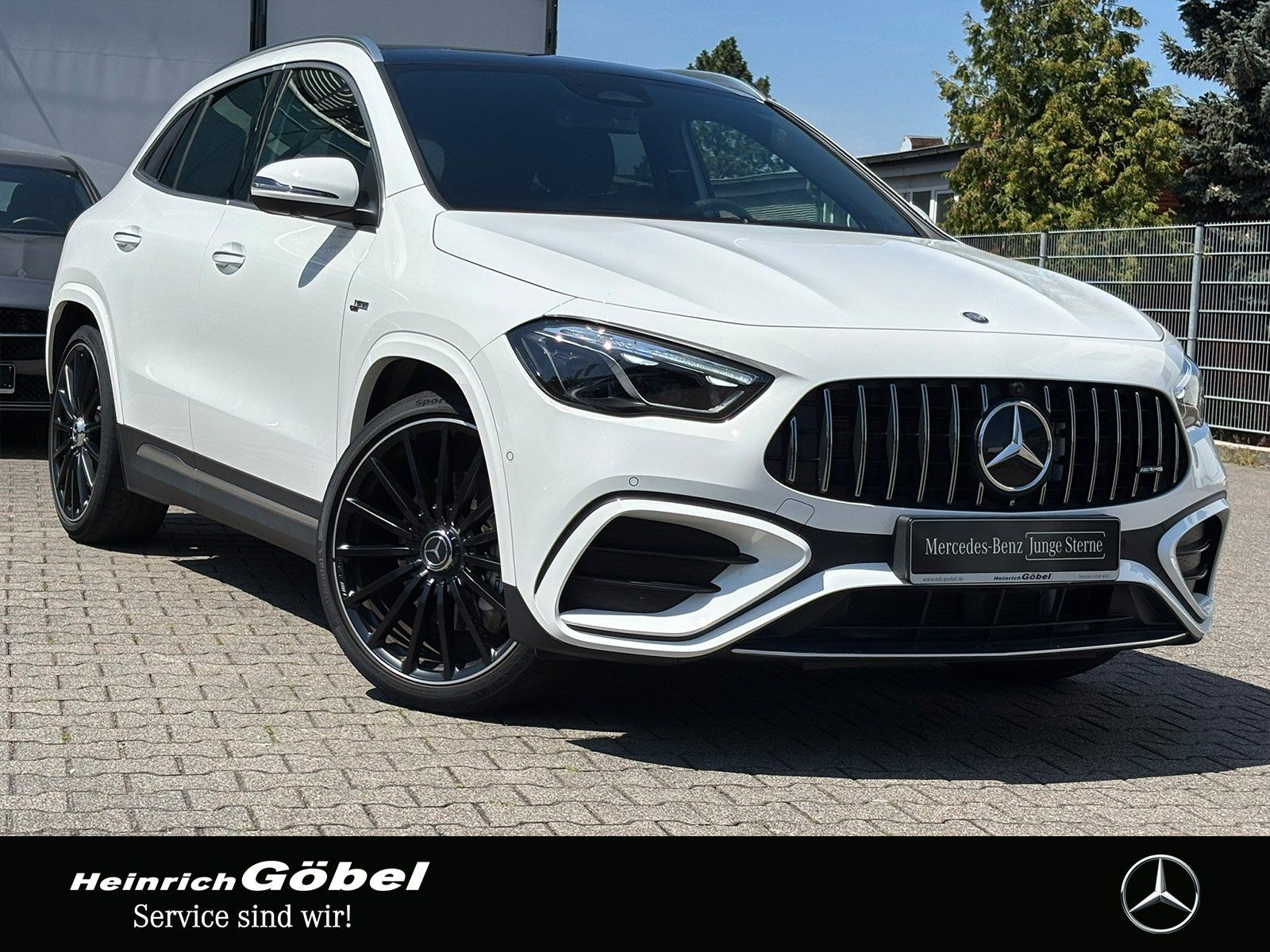 Fahrzeugabbildung Mercedes-Benz AMG GLA 35 4M*HUD*PANO*MEMORY*360°KAMERA*21ZOLL