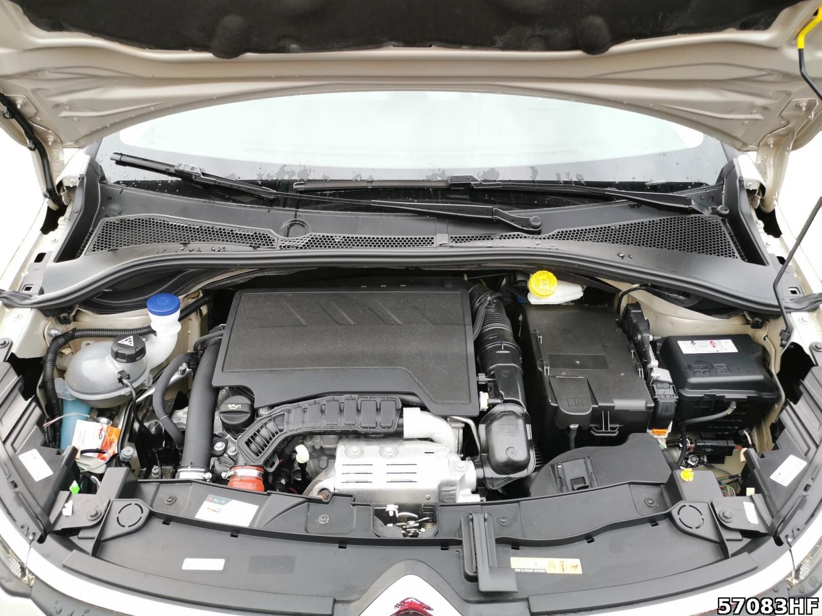 Fahrzeugabbildung Citroën C3 1.2 PureTech 110, Elle