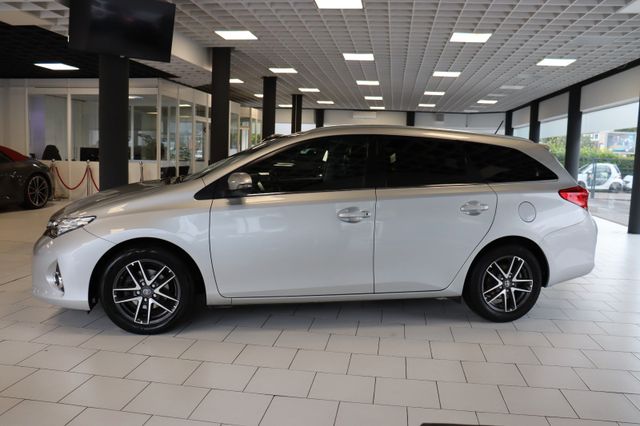 Fahrzeugabbildung Toyota Auris Touring Sports Edition 1.33 Dual-VVT-i