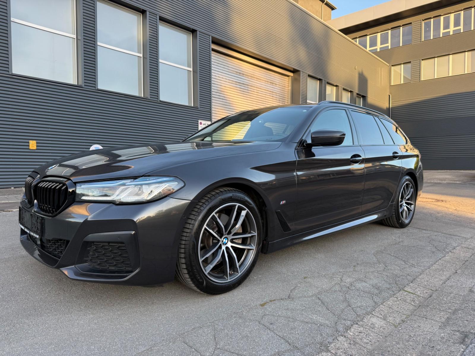 BMW 520 d Touring M Sport Pano ACC HUD R-Cam AHK 18