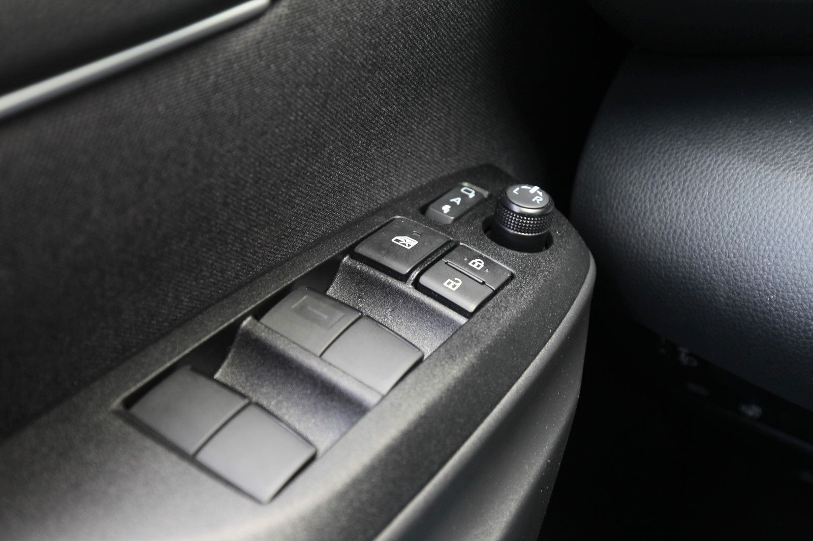 Mazda 2 Hybrid - Bild 19