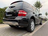 Mercedes-Benz ML 320 CDI 4MATIC XENON PANO SCHECKHEFT TÜV NEU