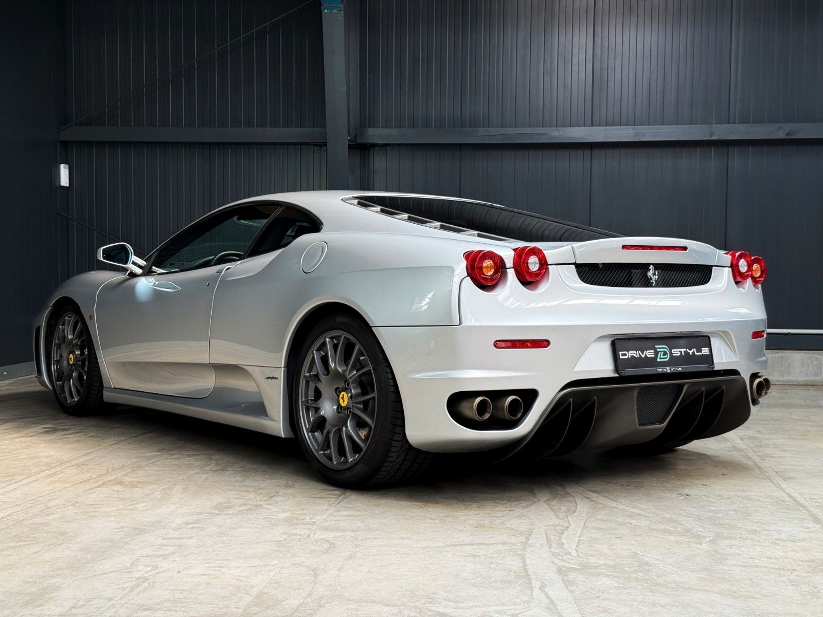 Fahrzeugabbildung Ferrari F430 F1 + Argento Nürburgring + Innen Blue Scuro