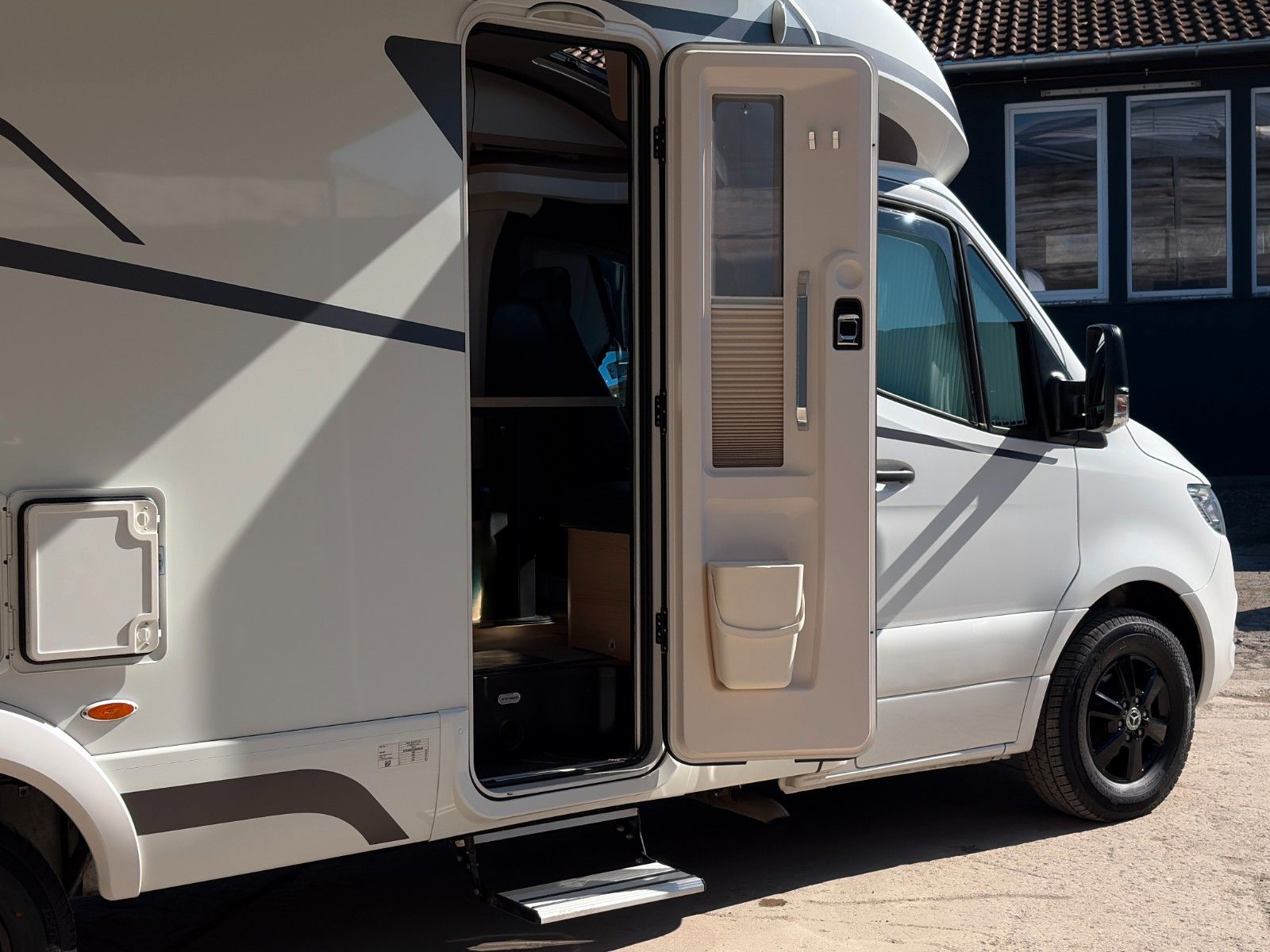 Fahrzeugabbildung Mercedes-Benz Hymer B-MC T 600 WhiteLine