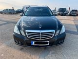 Mercedes-Benz Mercedes E klasse W212 200CDI AUTOMATIK 7S... - Mercedes-Benz 200 aus 2010