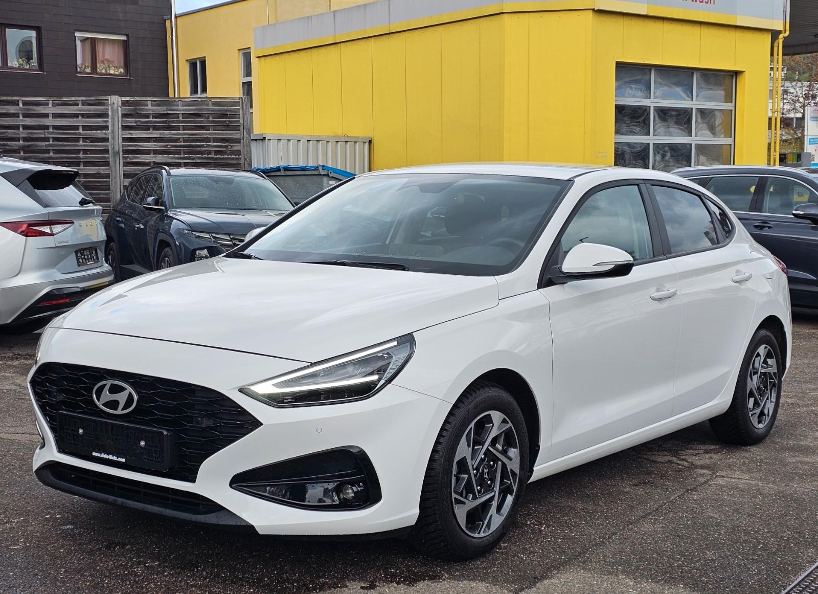 Hyundai i30 1.0 T-GDI DCT Fastback