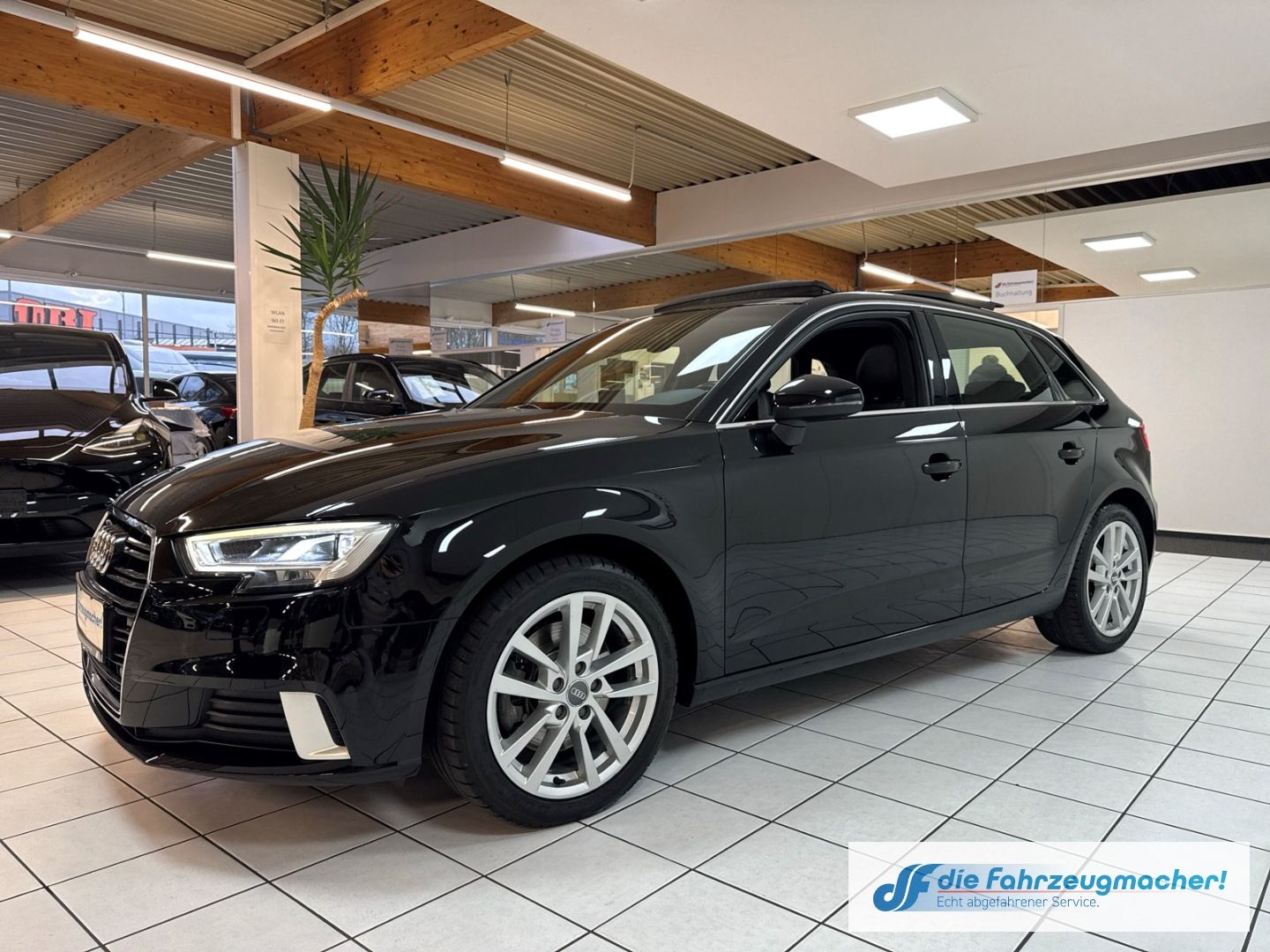 Fahrzeugabbildung Audi A3 Sportback quattro sport El. Panodach Leder LE