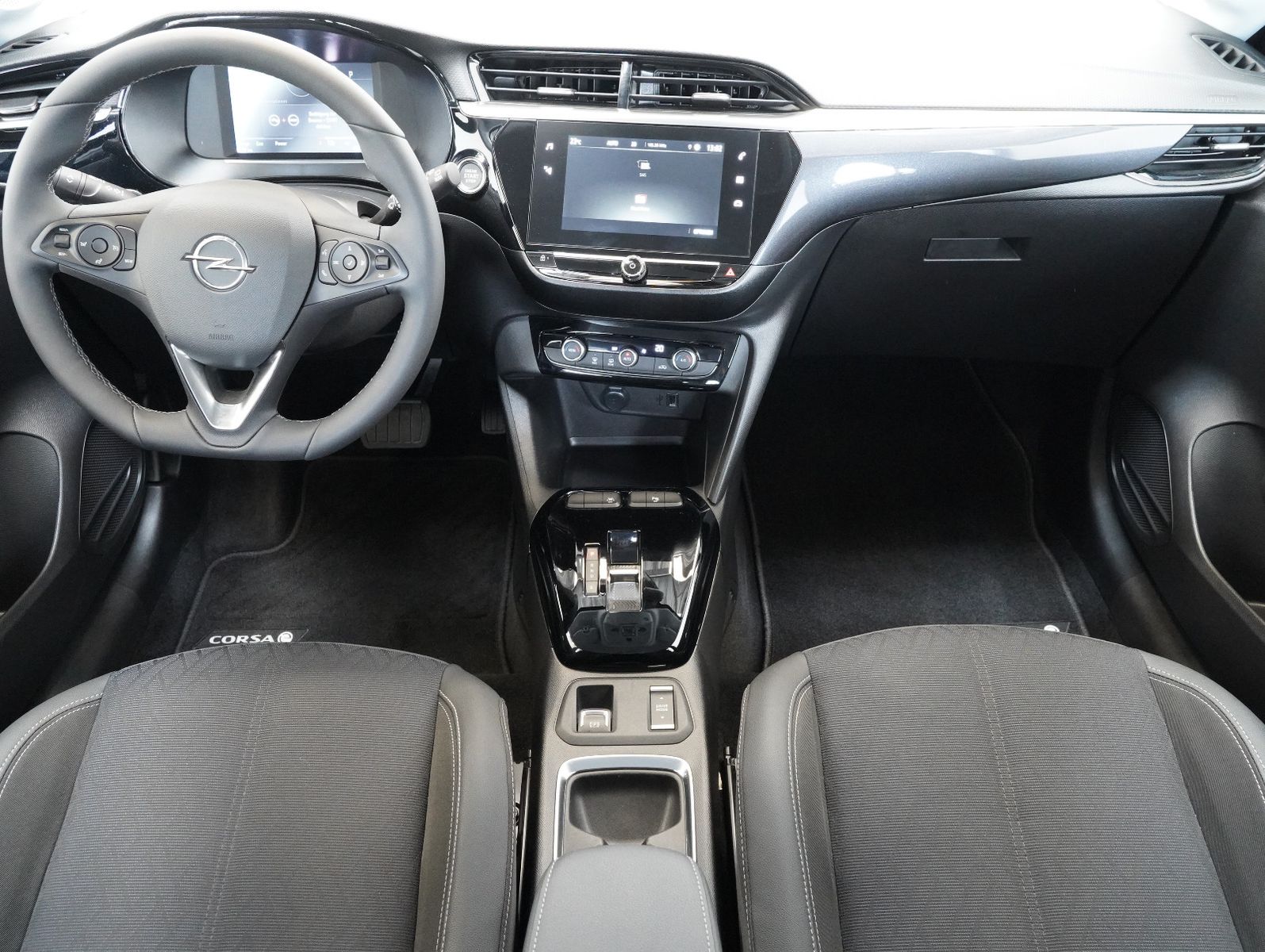 Fahrzeugabbildung Opel Corsa F e Elegance 11KW/LED/DAB/CARPLAY/SOH