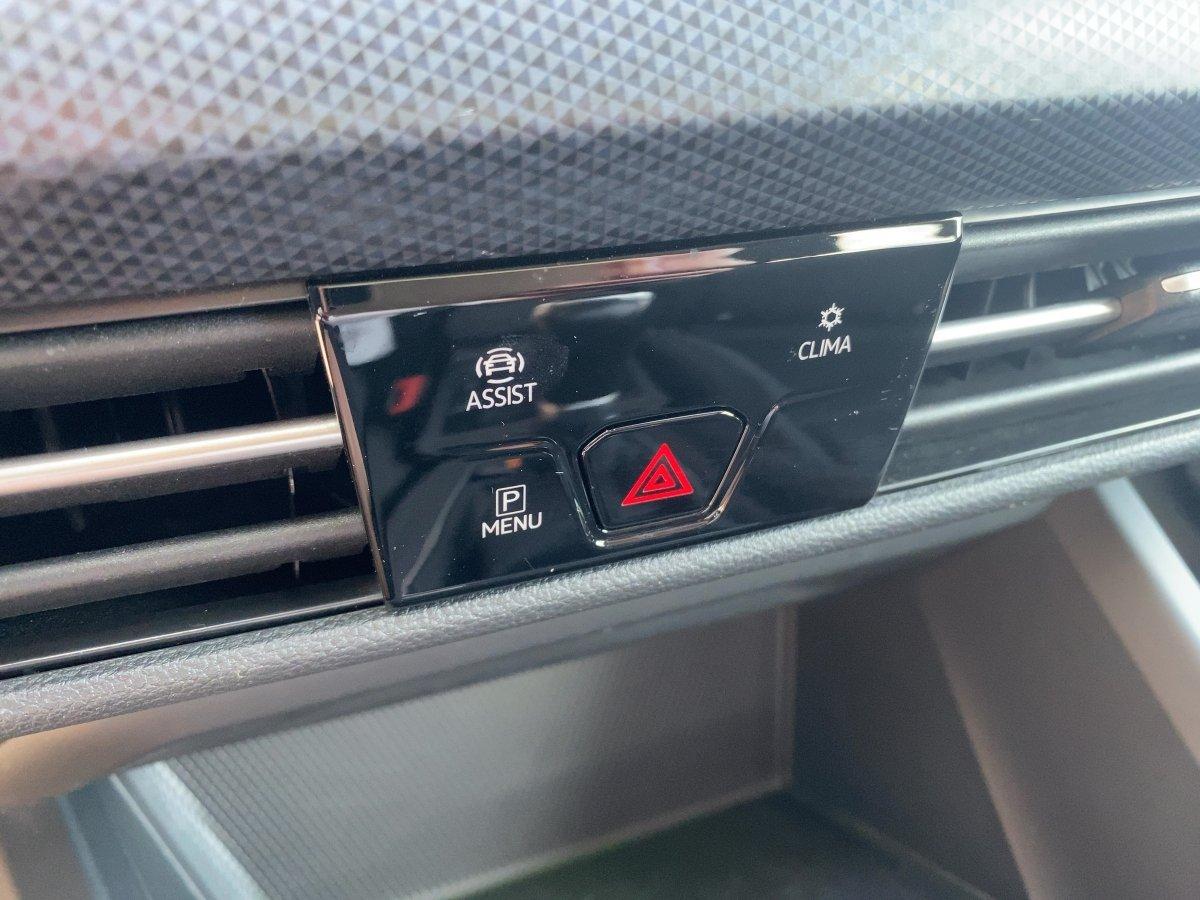 Volkswagen Golf United *ACC*LED*Navi*SHZ*Allwetter*PDC*Appl, миниатюра 8