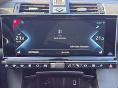 Fahrzeugabbildung DS Automobiles DS 7 1.6 E-Tense 225 Grand Chic